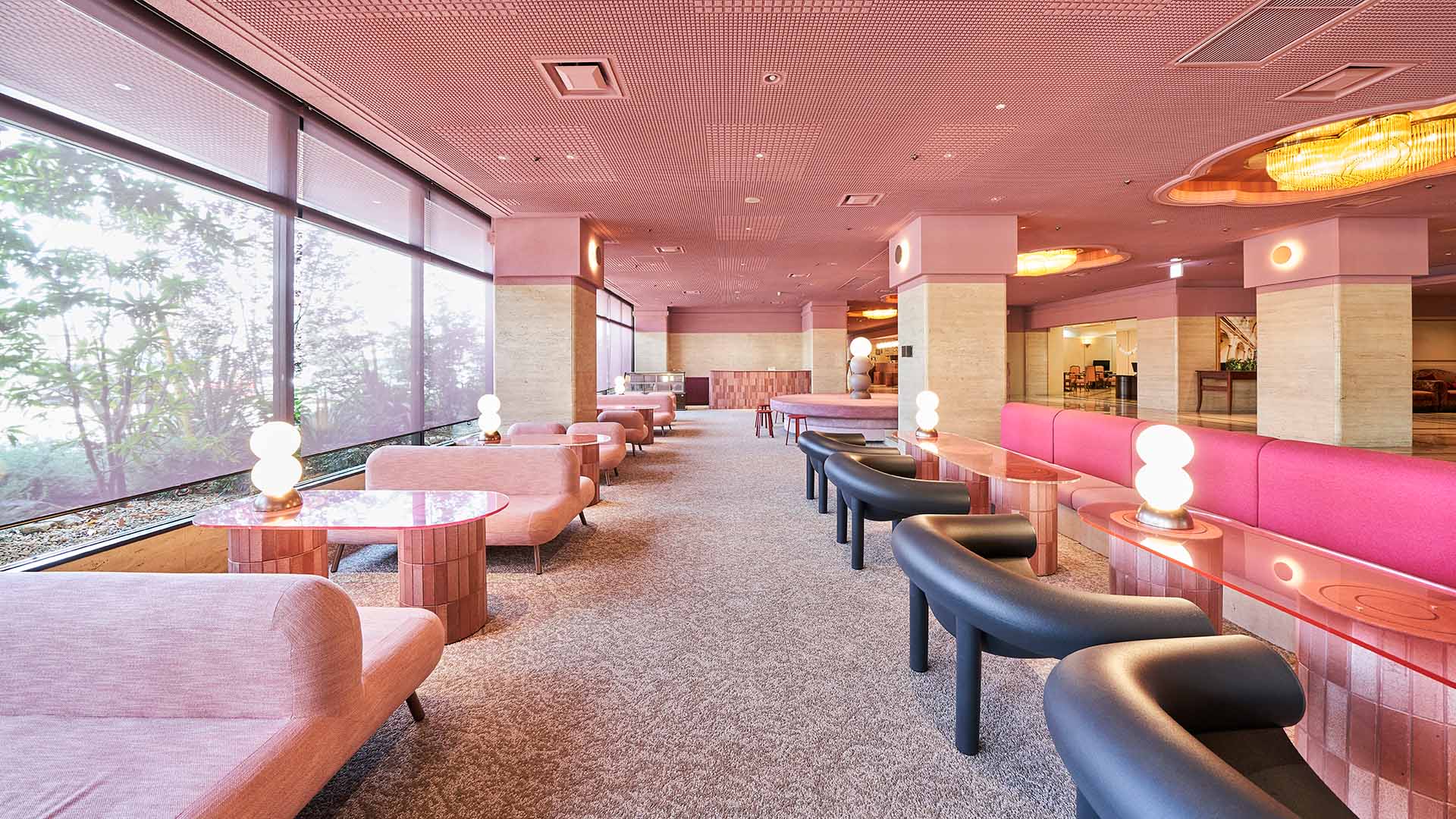 ラウンジ